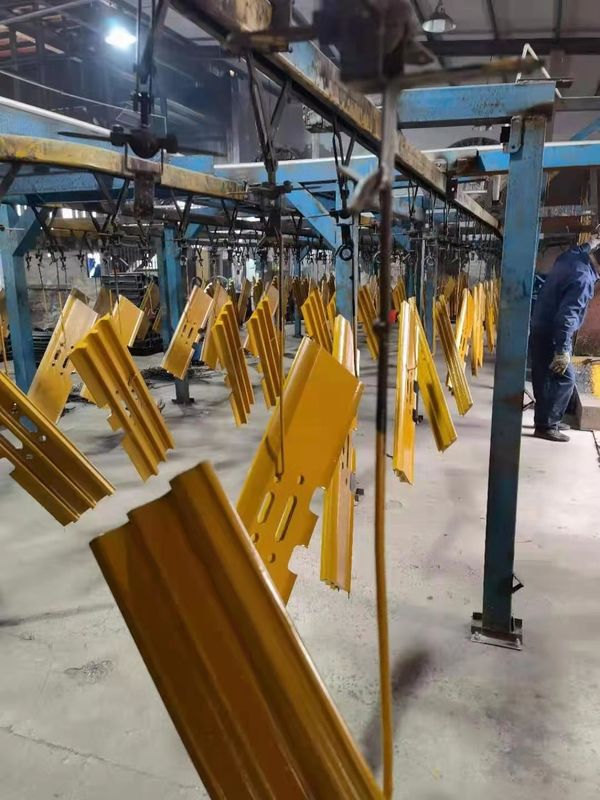 TD-40 781150045 Μπουλντόζερ Συγκρότημα συνδέσμου τροχιάς Εκσκαφέας Ατσάλινα τροχιά ISO9001 CE