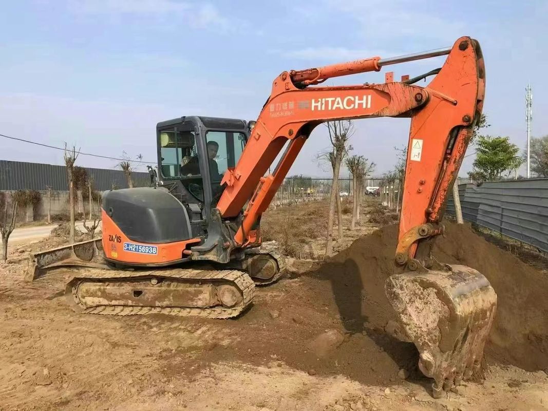 Χρησιμοποιούμενος εξορυκτής Hitachi ZX60-3F Μίνι εξορυκτής 6 τόνων Λιγότερες ώρες Πλήρης υπηρεσία Κατασκευή τοπίων