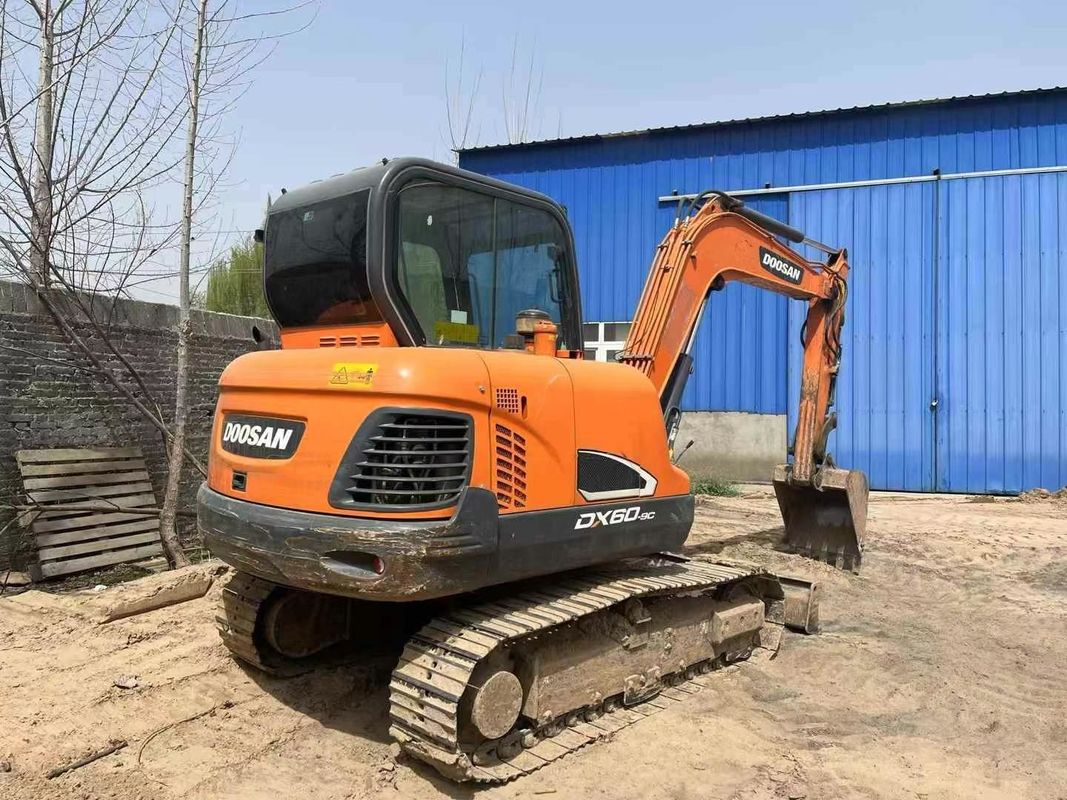 Καλή συντήρηση Χρησιμοποιείται 2020 Doosan DX60-9C 6 τόνων εκσκαφέας για τοπίο εργασίες κοινής ωφέλειας