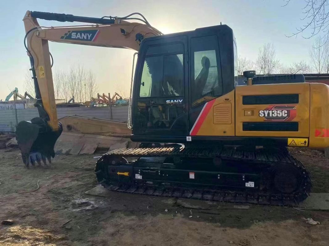 Χρησιμοποιούμενος εξορυκτής SANY SY135C 13.5T Πλήρης εξυπηρέτηση Ιστορία Κατασκευή Ορυχεία Μεταφορά γης