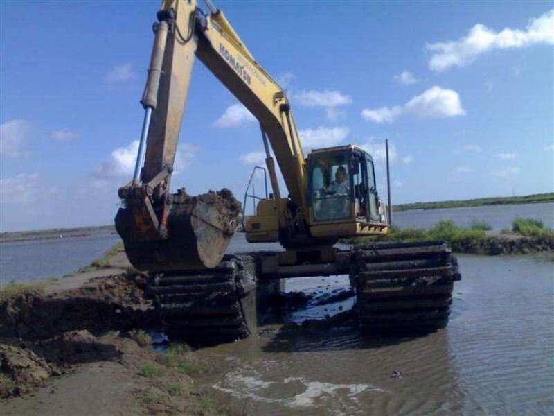 Προσαρμοσμένη Βόρειος Εκσκαφέας πλωτός πόντων Αλυσίδα παπουτσιών για SY135 320D Υδραυλικός προμηθευτής κινητήρα περπατήματος