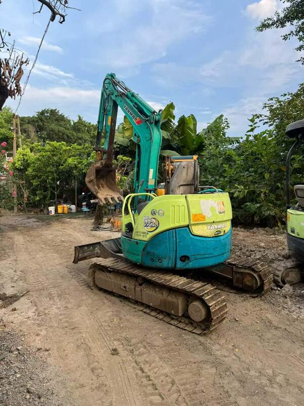 Μεταχειρισμένο Μεταχειρισμένο YANMARR Vio30 3 Ton Mini Crawler Excavator Διαθέσιμο Προς Πώληση
