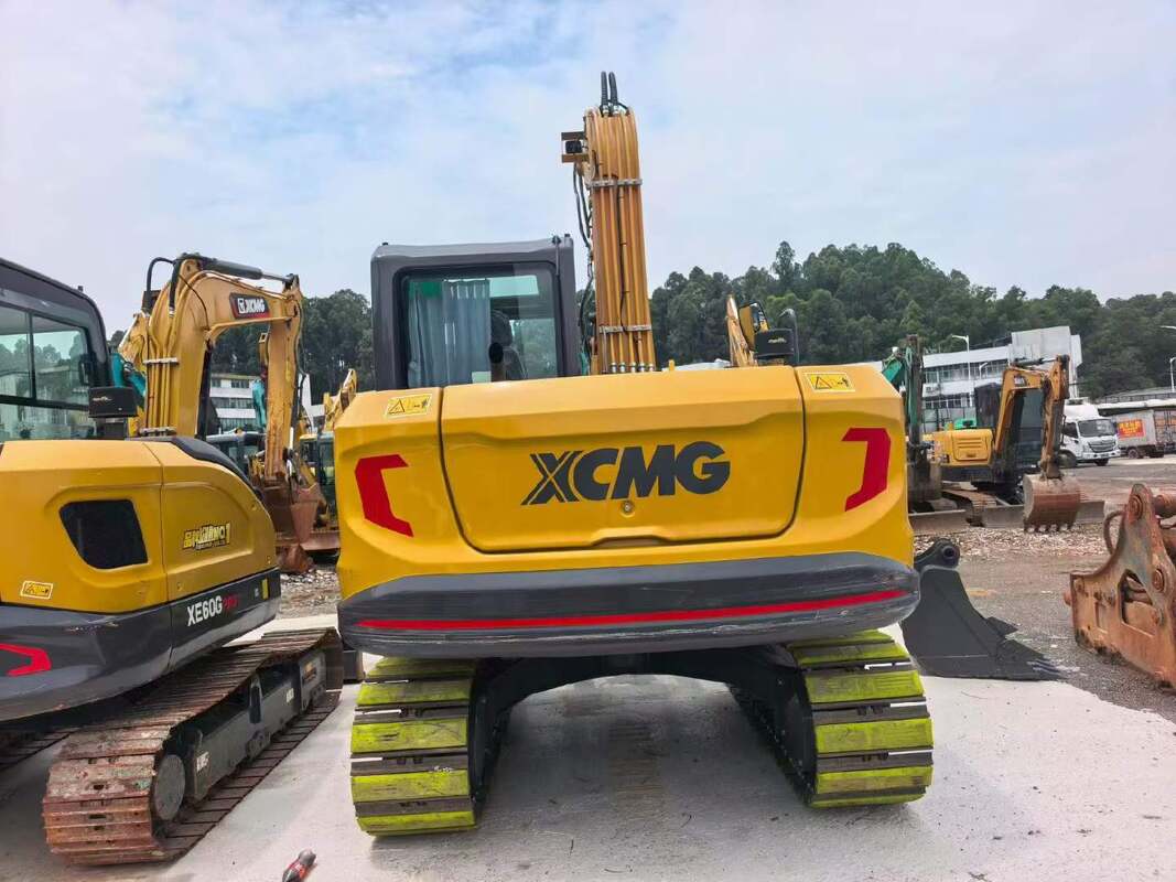 98% Νέος εξορυκτής XCMG XE75G με ελαστικό πακέτο παπούτσι με υδραυλικό κούρεμα